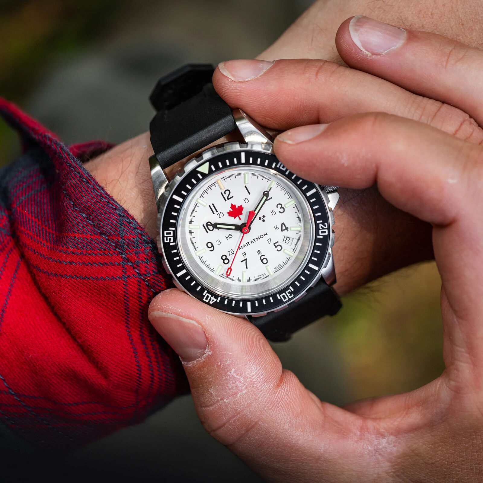 Marathon Arctic Red Maple GSAR Search and Rescue Dive Watch