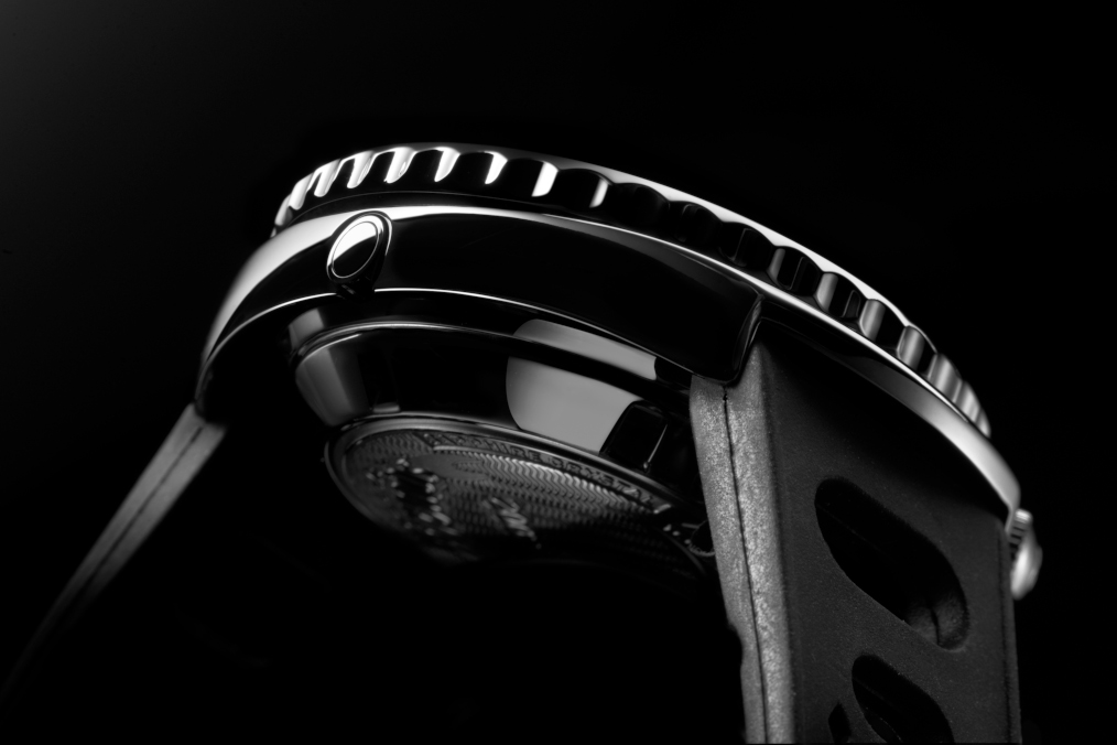 Squale 101 atmos 2002 Dive Watch - Black Round Dots Polished